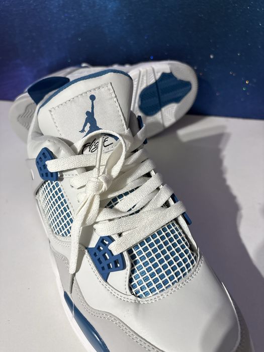 Jordan 4 Military Blue