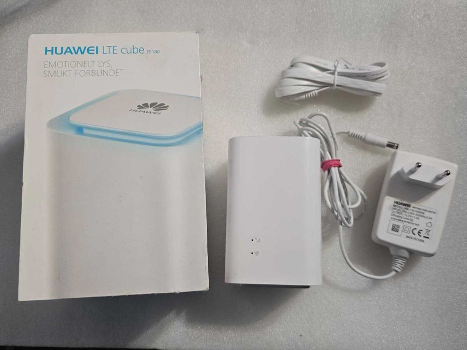 Modem 4G HUAWEI e5180s-22 Cube Router LTE 150Mbps 800/1800/2100/2600