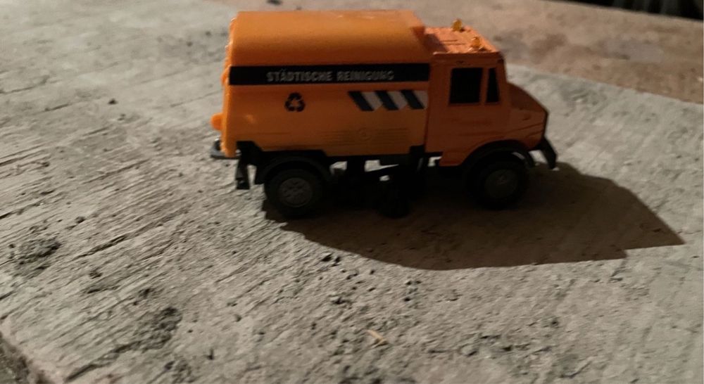 Machete auto metalice 1/43