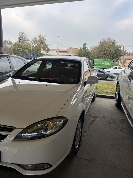 Jentra 2023 yil 23.000km prabeg kraska toza