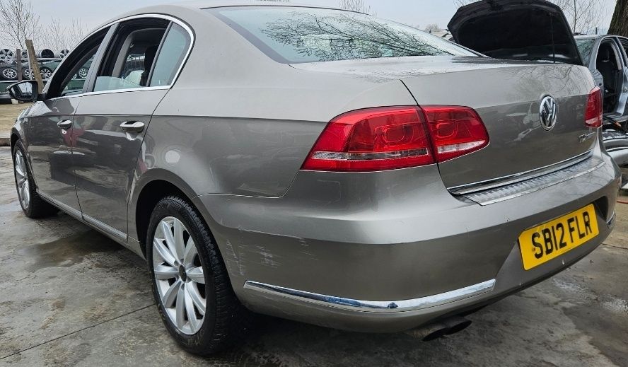 Bara Spate Lc8y b7 Capac Portbagaj b7 lc8y Tripla Passat B7