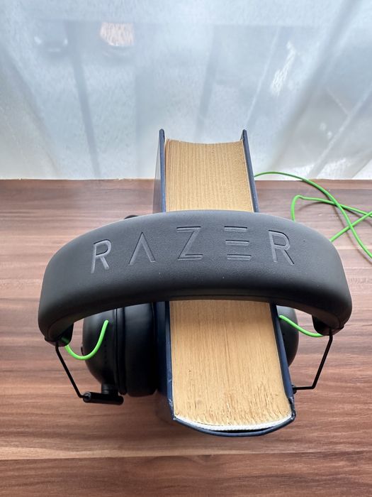 Vand urgent gaming casti Razer noi