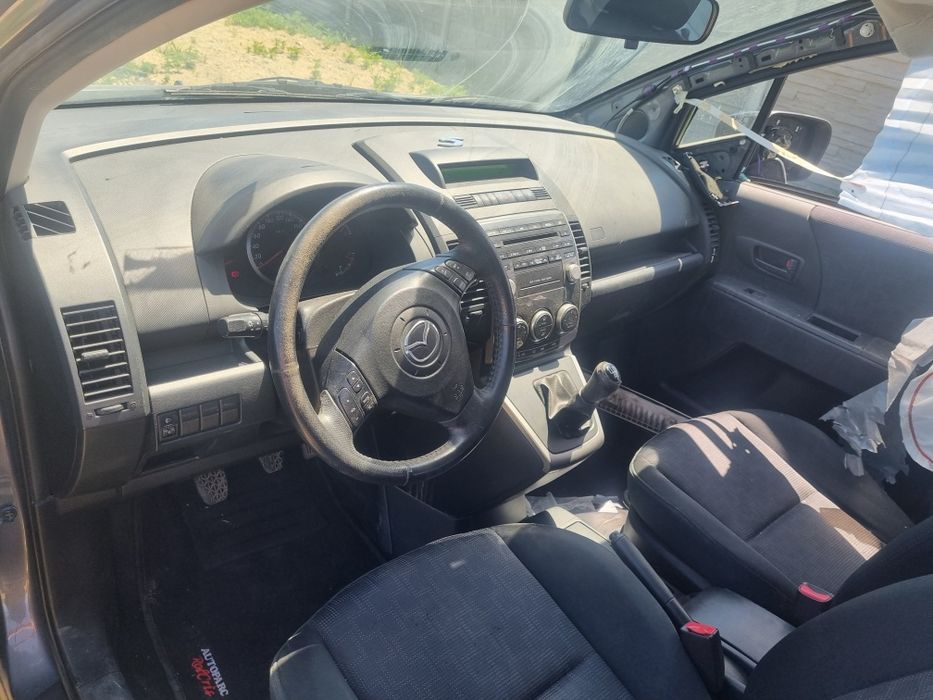 Dezmembrez Mazda 5 2.0 diesel 2010