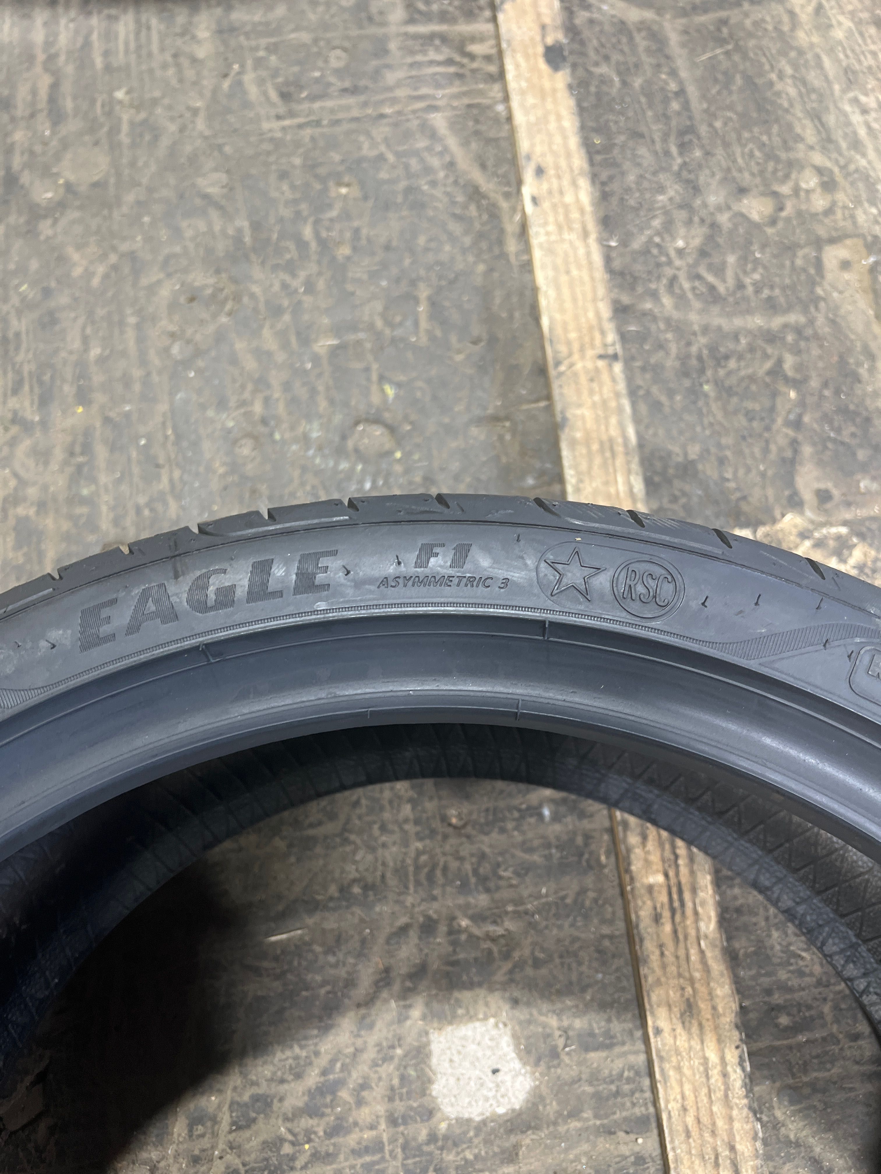 4 anvelope de vara Goodyear RFT 255/35/19