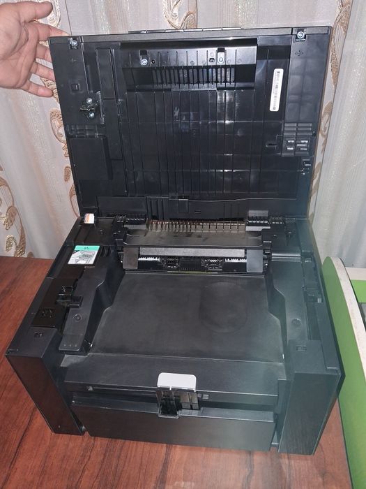 Canon mf3010 printer sotiladi