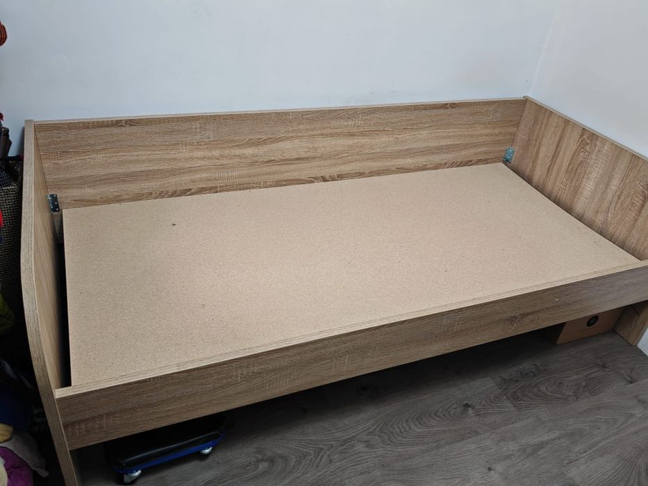 Vând pat numai în Constanța