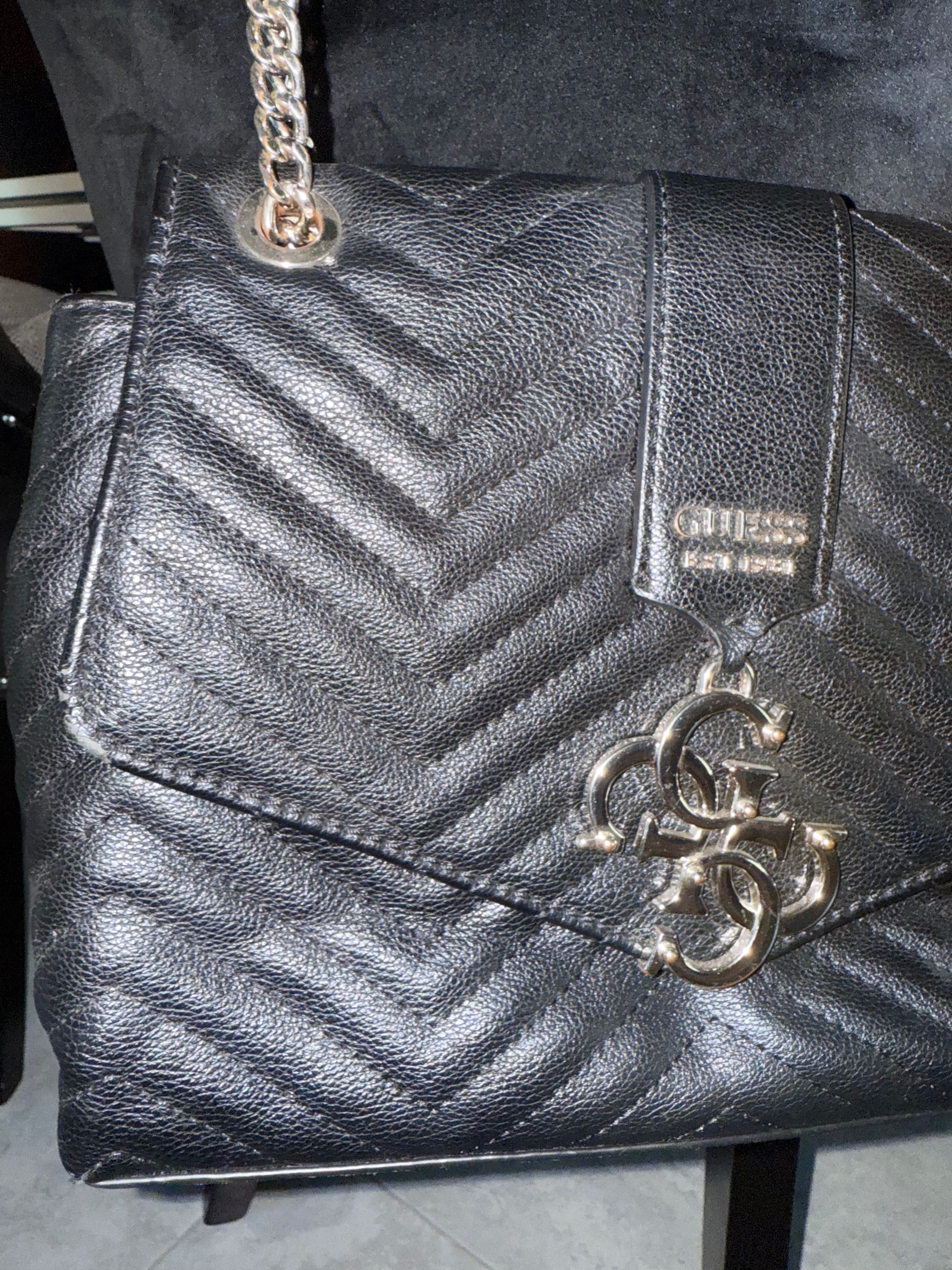Дамска Чанта Guess