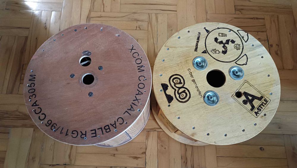 декоративна табуретка стол