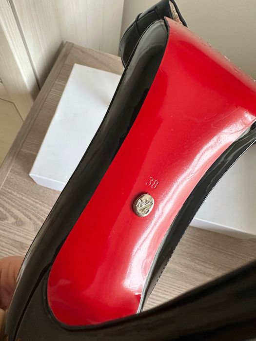 Обувки Massimo Zardi