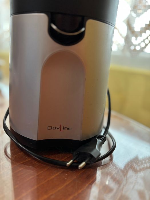 Сокоизстисквачка за цитрусови плодове Izzy