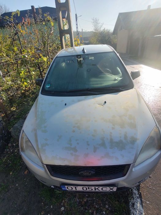 Ford focus 1,6 benzina de vânzare