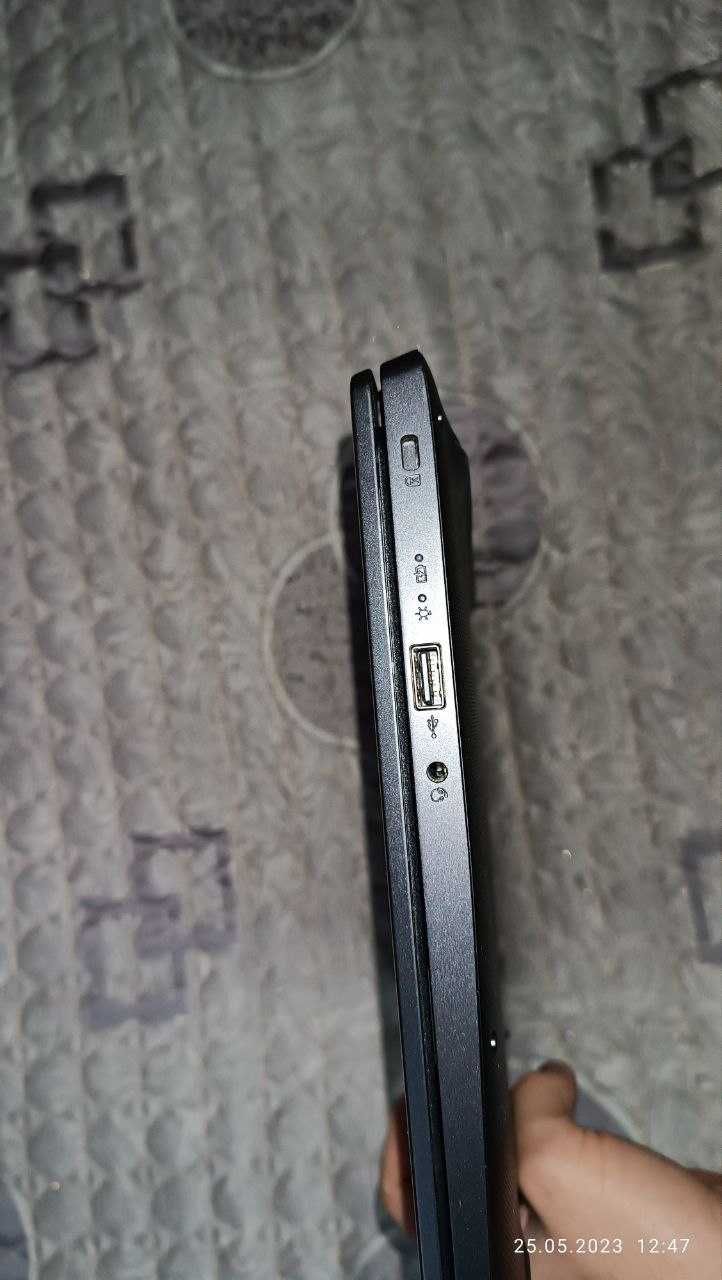 Продается ноутбук acer aspire3