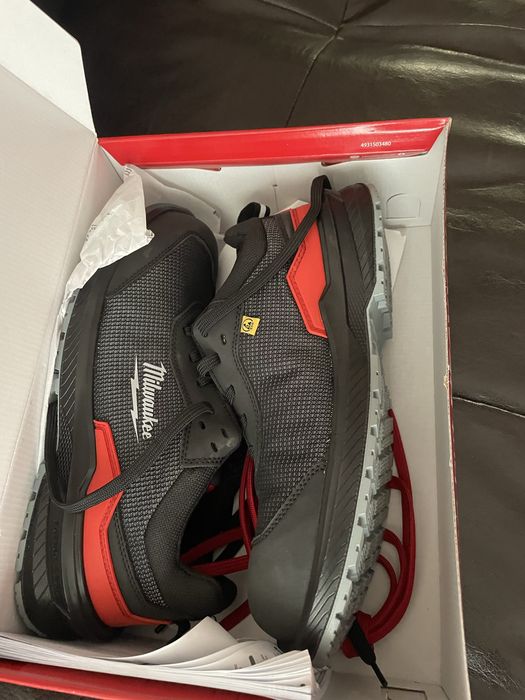 Обувки Milwaukee