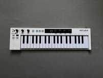 arturia keystep 37 midi controller keyboard