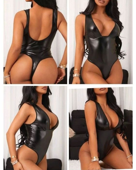 Body sexy negru, costum tip latex lucios, look provocator și elegant