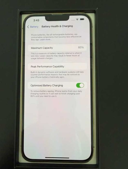 Iphone 13 pro max gold, 256gb barely used