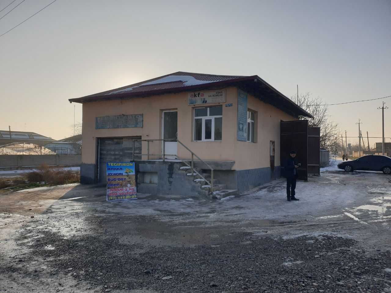 Chinoz tumanida tegirmon binosi bolib tolash sharti asosida sotilmoqda
