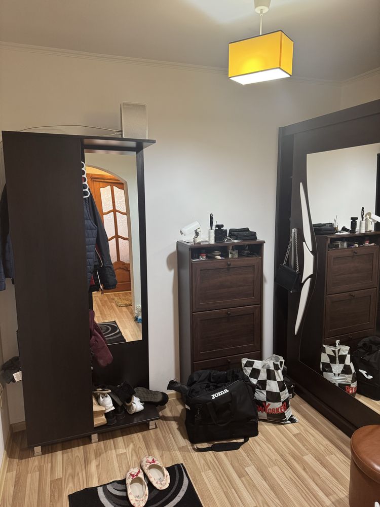 Vand apartament 2 camere 64 metri utili , renovat complet