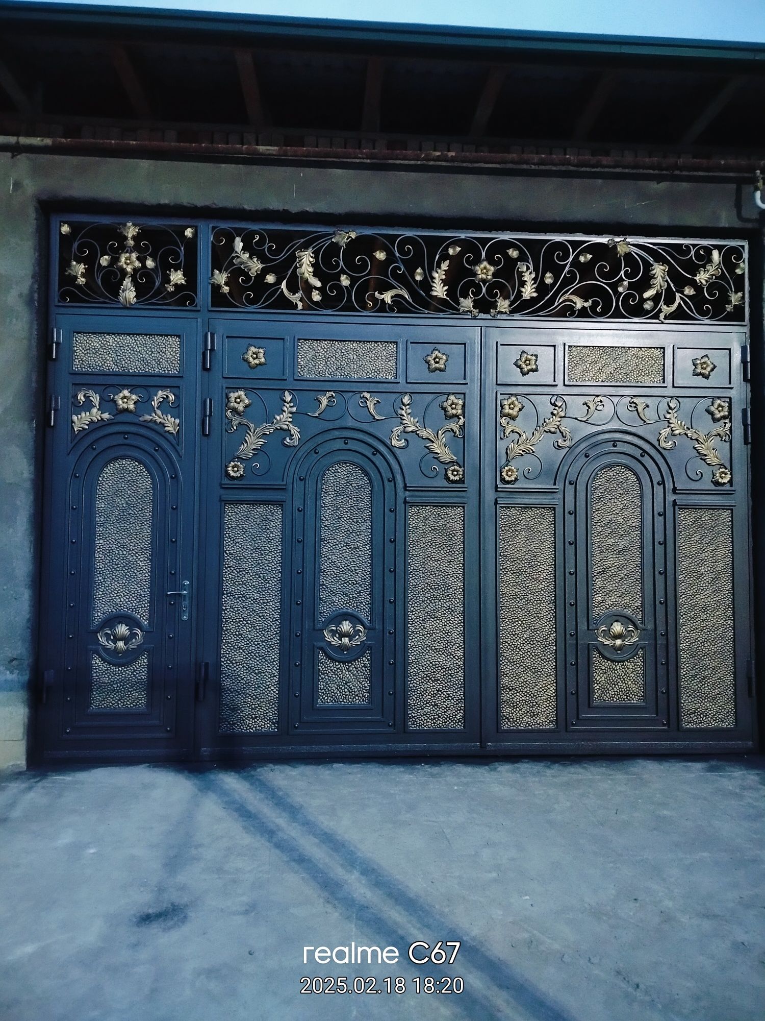 Darvoza perila naves luboy turdagi temir ishlari. Remont kraska