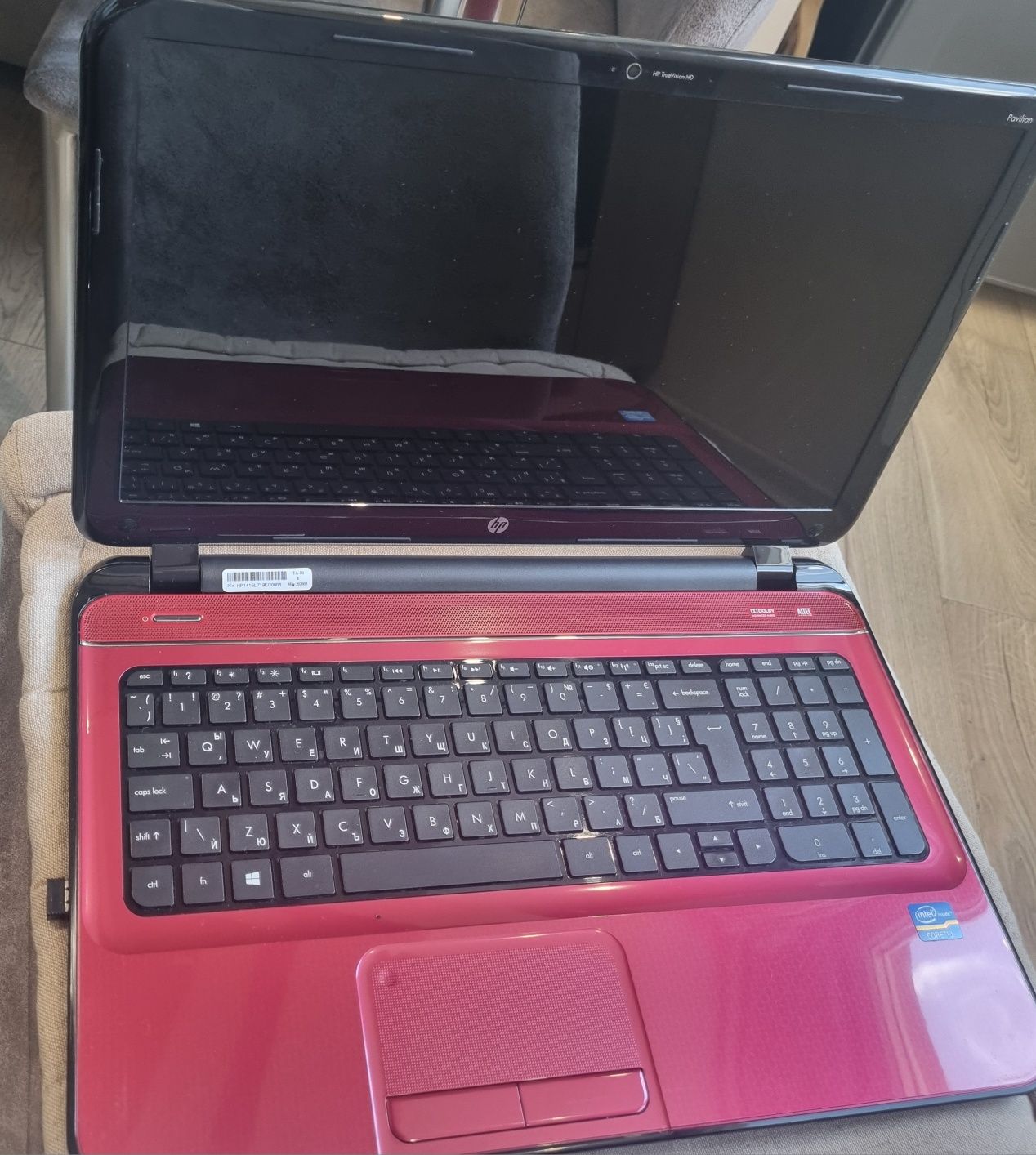 Лаптоп hp pavilion sleekbook 15-b001eu