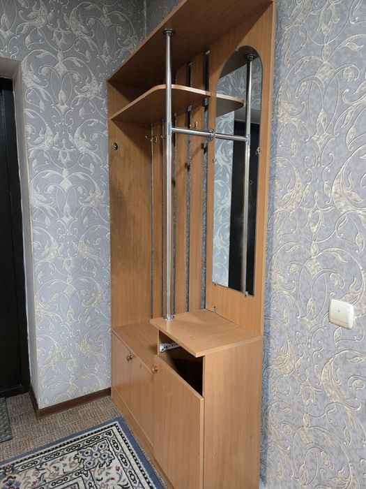 Продам мебель прихожую