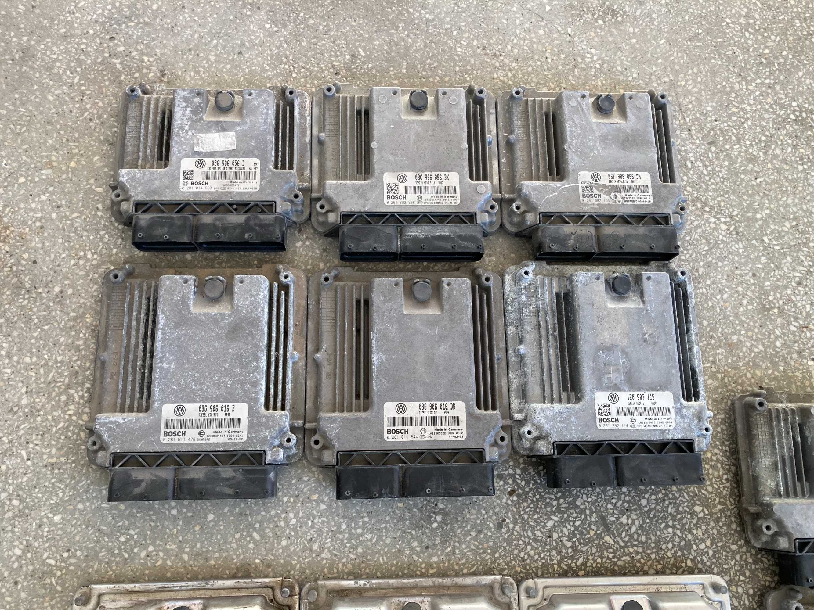 Компютър еку ecu електронен блок двигател Голф 5 1.9тди 105кс BKC