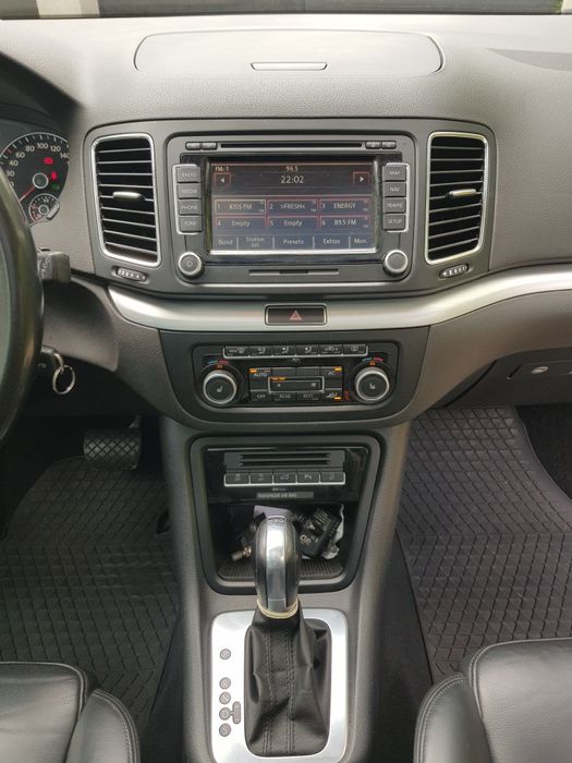 * VW Sharan 2.0TDI-170cp DSG - Panoramă - Piele - Navi - Camera *