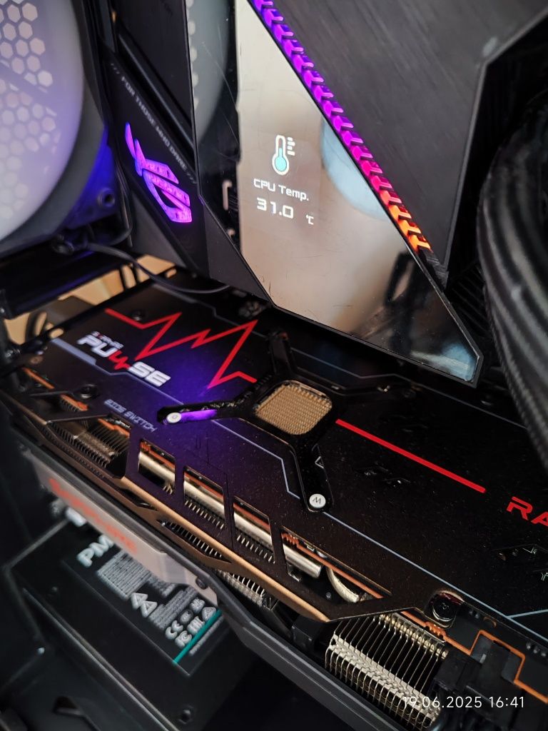 Геймърски i7 13700kf,RX 6800 16GB OC,RAM 32GB DDR5 4800