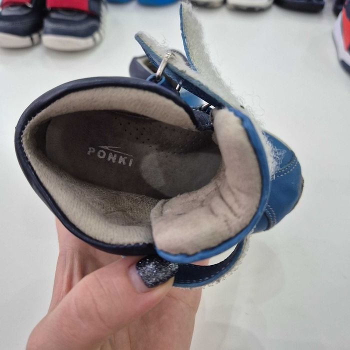 Запазени обувки на добри цени