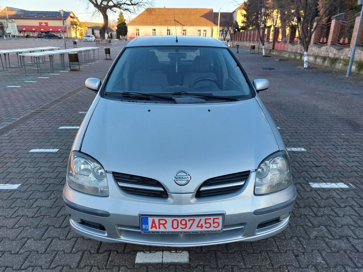 Nissan almera tino 1.8 benzina și gpl