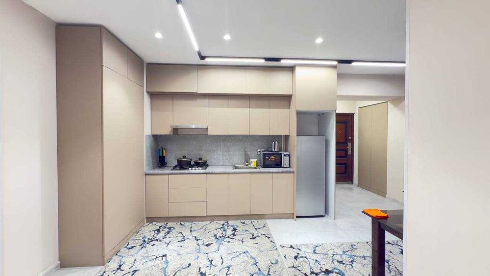 Продается квартира 3/4/9 80м2 Алайский базар.