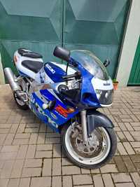 Suzuki gsx 600 r