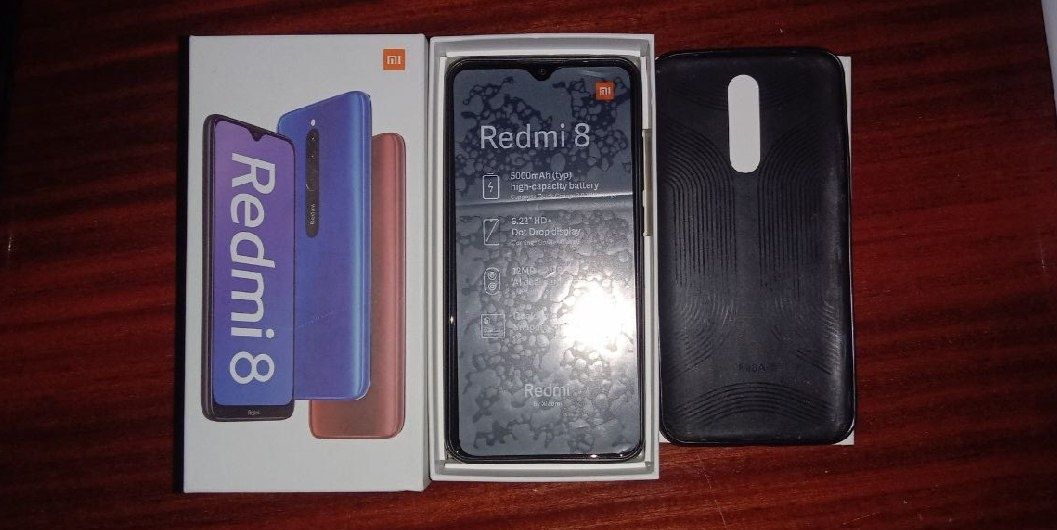 (Iphone)  Redmi 8 srochna sotiladi