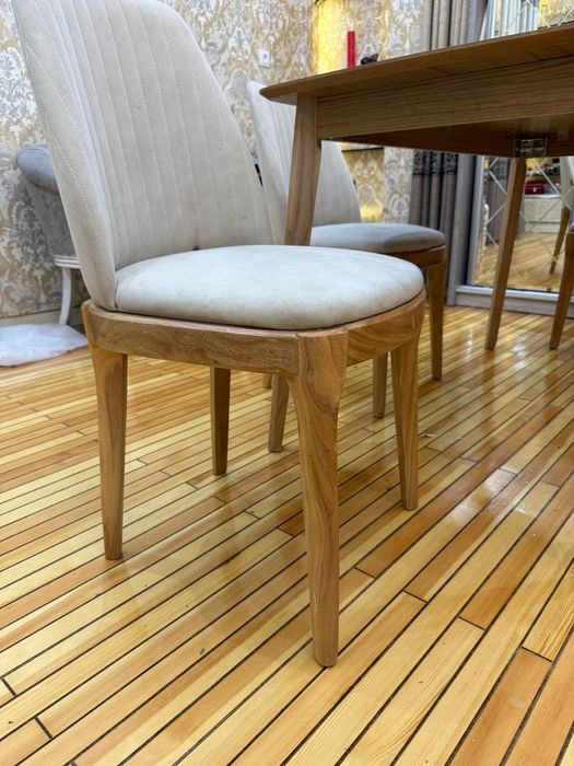 Stol va stul sotiladi 1yil ishlatilgan