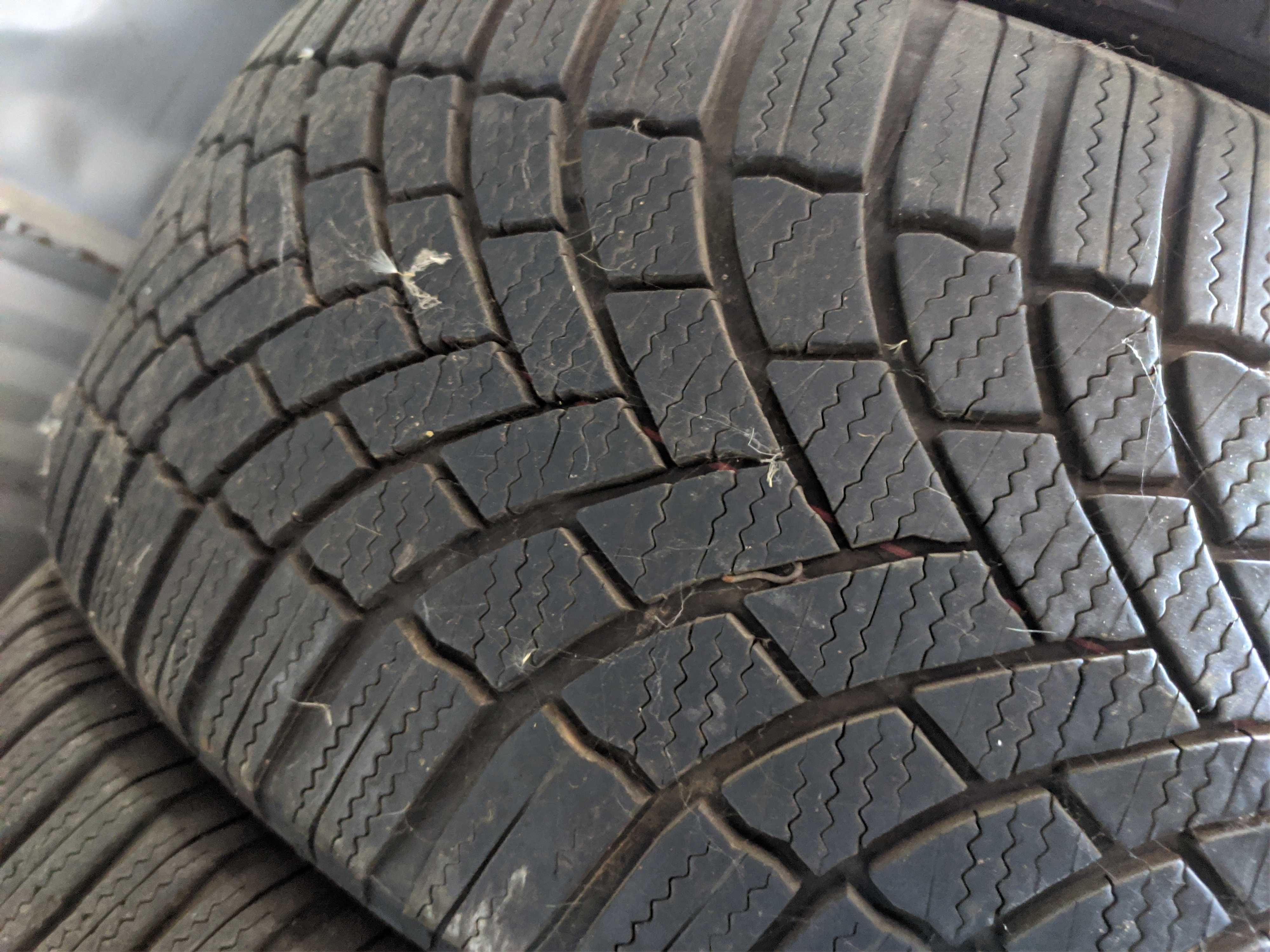 4Бр зимни гуми 225 50 17 - Bridgestone
