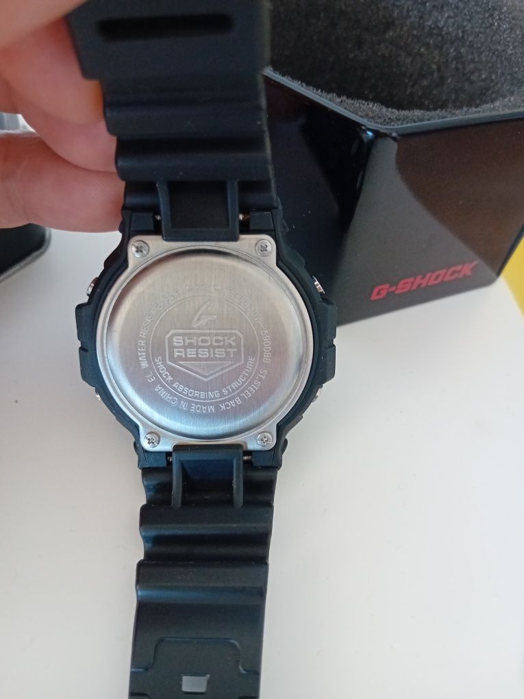 Часовник Casio G-shock