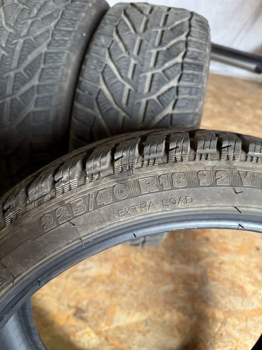 Vand cauciucuri RIKEN Iarna 225 40 18 NOI