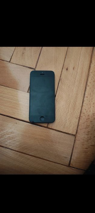 Telefon iPhone 5