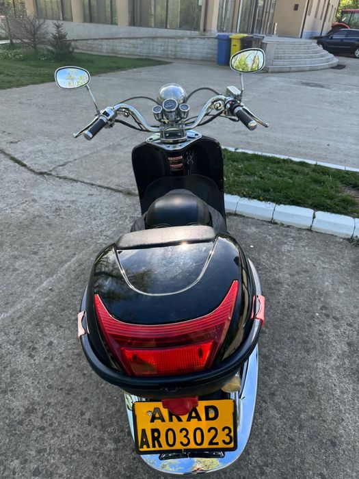 Motoreta, benizna, Retro, Znen, Negru