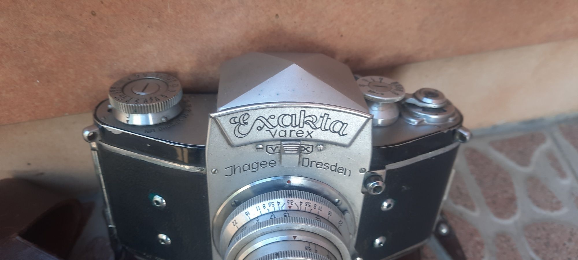 Фотоапарат Exakta varex f=5стTessar 1;3.5 CARL ZEISS