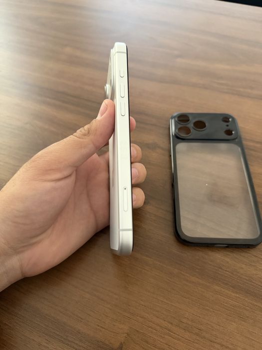 Iphone 17 pro max 512 gb / 100% / 29 incarcari