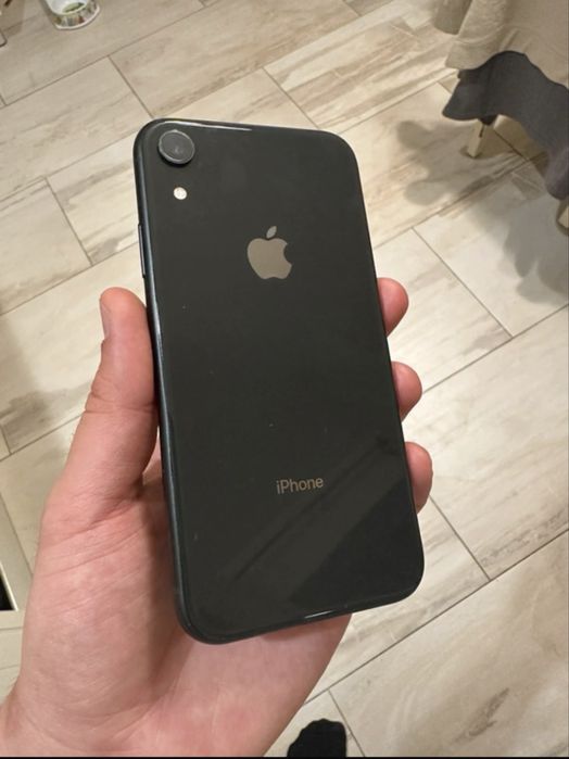 IPhone xr 64gb display schimbat