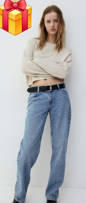 FLASH SALE! Zara Super High Waist Straight Leg Jean
