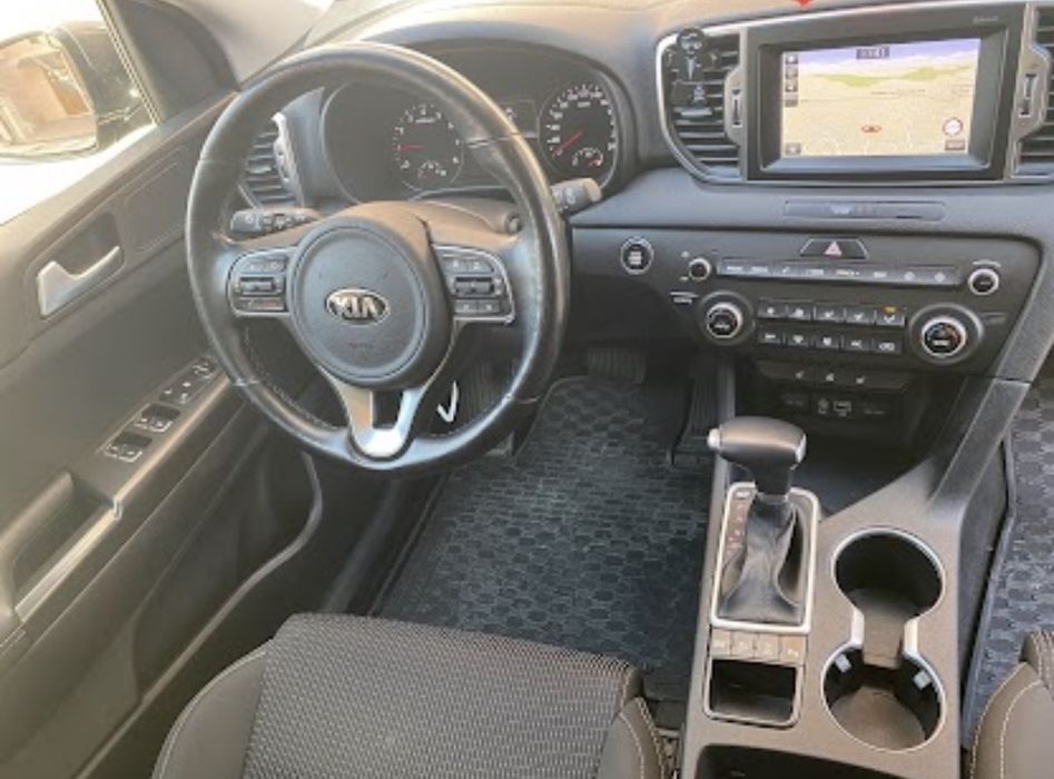 Продавам КИА Спортич