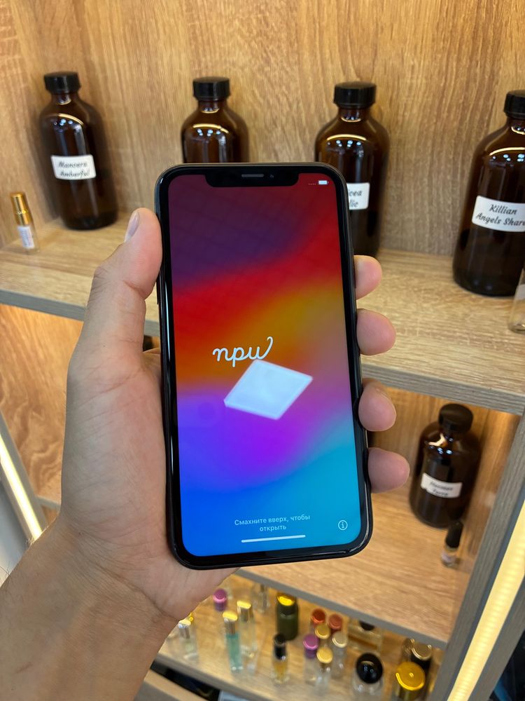 Iphone XR 64 гигабайт