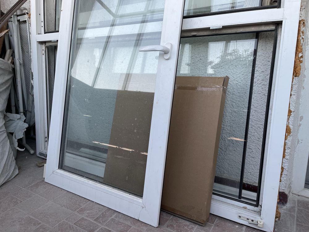 Продава се PVC дограма