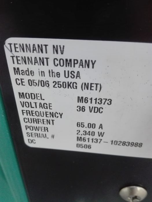 Подопочистваща Машина Tennant 36V Сухо Мокро Почистване