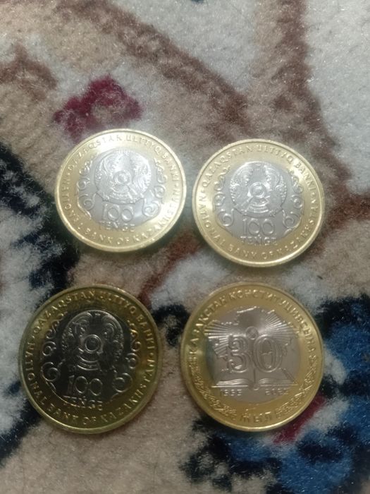 Продам монеты 30лет