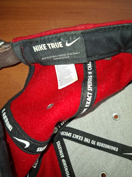 Șapcă Nike Air roșie