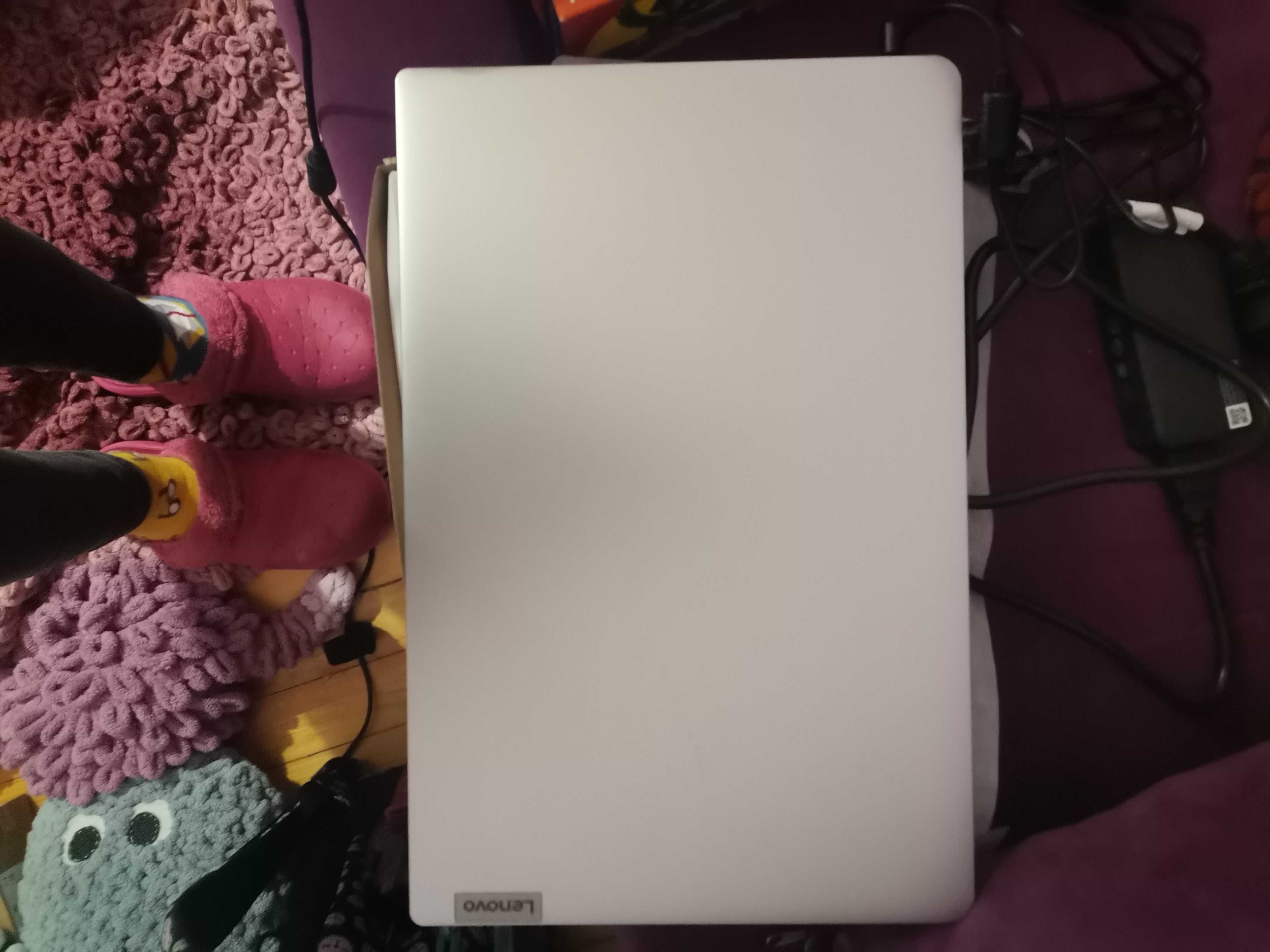 Лаптоп Lenovo Idea Pad 1